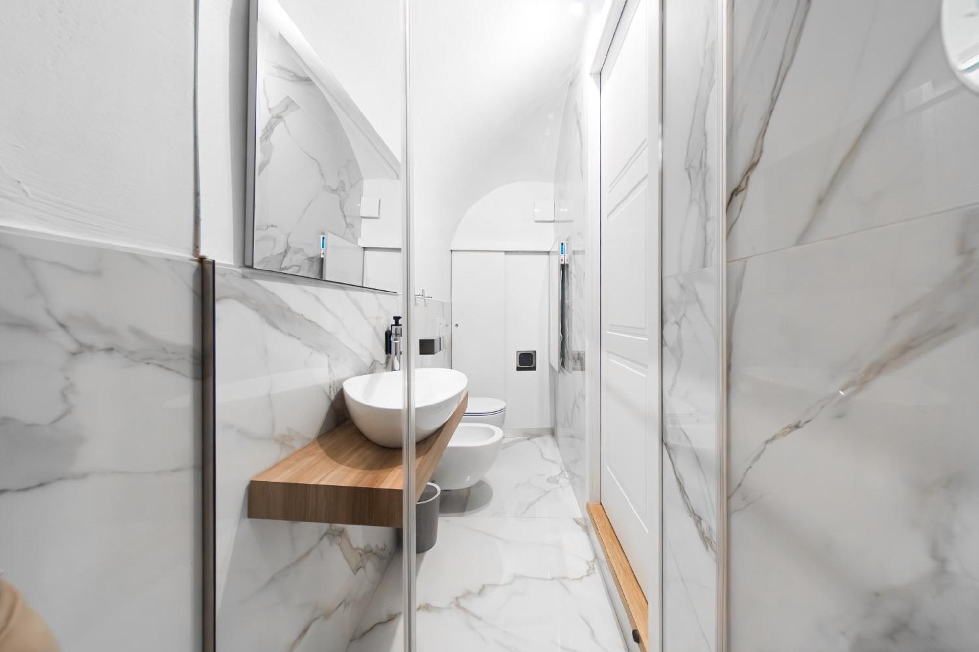 Lilli House - Suite In The Heart Of Болонья Экстерьер фото