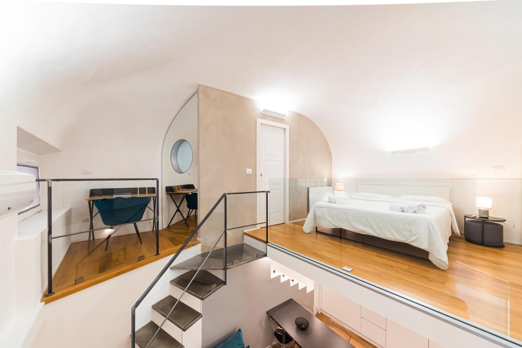 Lilli House - Suite In The Heart Of Болонья Экстерьер фото